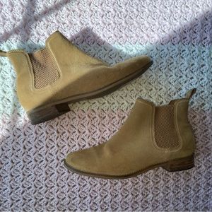 Toms Chelsea Boots